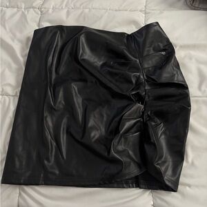 SHEIN Black Faux Leather Pencil Skirt